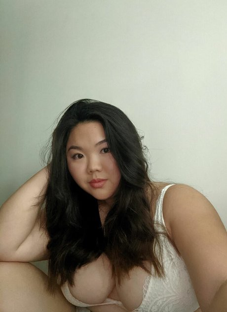 Nacktes geleaktes OnlyFans-Foto von Peachy444