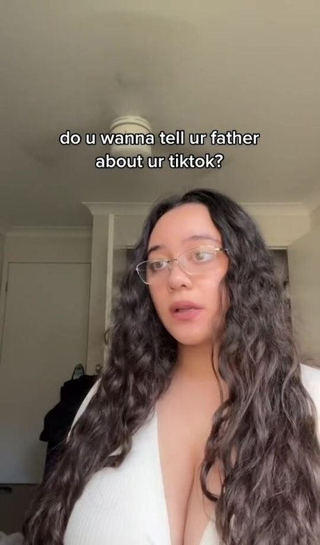 Nacktes geleaktes OnlyFans-Foto von Carragh Mahuika