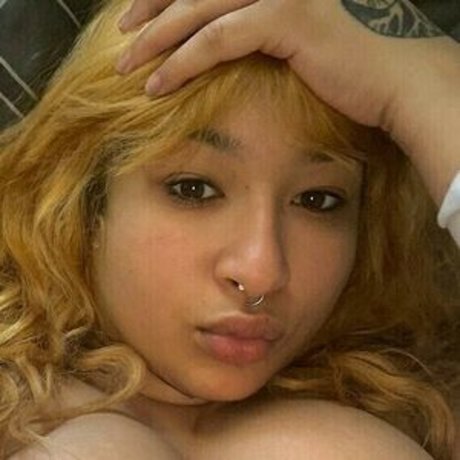 Nacktes geleaktes OnlyFans-Foto von Linduh