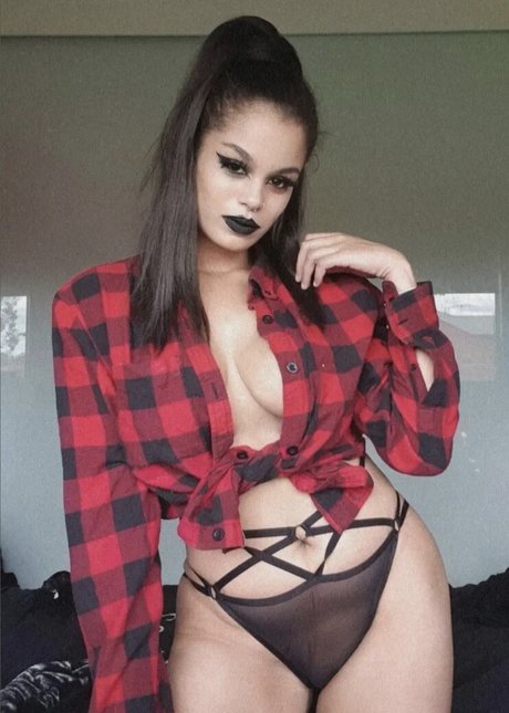 Nacktes geleaktes OnlyFans-Foto von Bigtittygothbaby