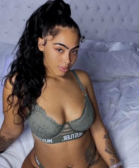 Nacktes geleaktes OnlyFans-Foto von Shebecrazy