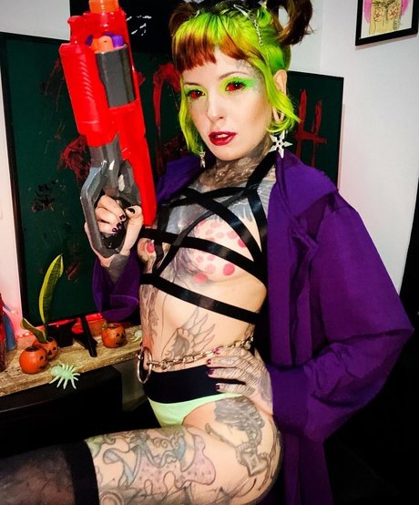 Mari Zombie