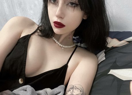 Nacktes geleaktes OnlyFans-Foto von Blackshi