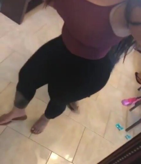 Nacktes geleaktes OnlyFans-Foto von Kataleya