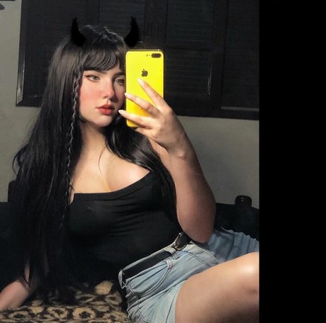 Nacktes geleaktes OnlyFans-Foto von Leticia Meira