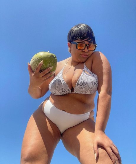Nacktes geleaktes OnlyFans-Foto von Rizia Cerqueira