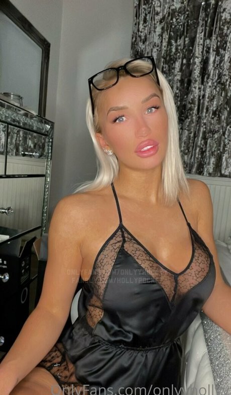 Nacktes geleaktes OnlyFans-Foto von Holly