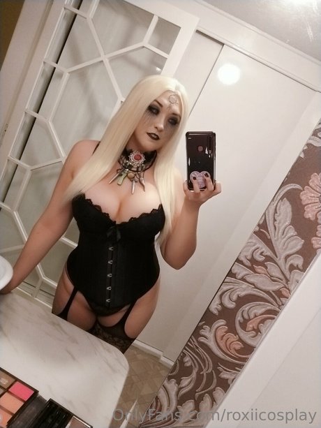 Nacktes geleaktes OnlyFans-Foto von Roxii Cosplay