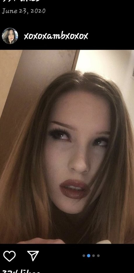 Nacktes geleaktes OnlyFans-Foto von Angiexoxox