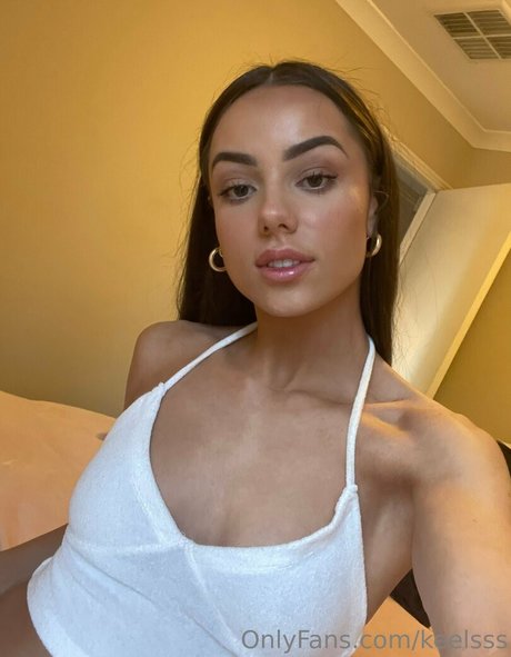 Nacktes geleaktes OnlyFans-Foto von Keels