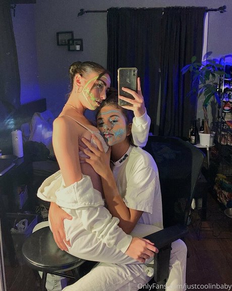 Nacktes geleaktes OnlyFans-Foto von Justcoolinbaby