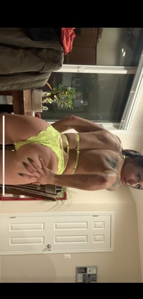 Skyla savanah