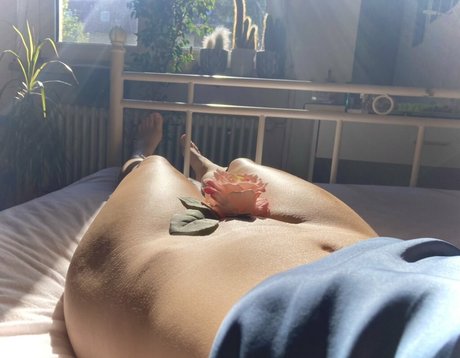 Nacktes geleaktes OnlyFans-Foto von Maryqty