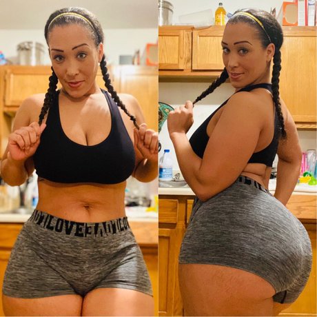 Nacktes geleaktes OnlyFans-Foto von Kendra Kouture