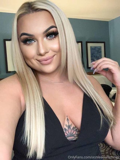 Nacktes geleaktes OnlyFans-Foto von Ashlee Cummings