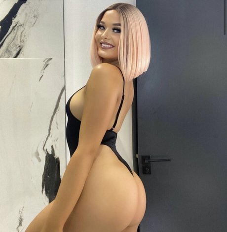 Nacktes geleaktes OnlyFans-Foto von Marylneal