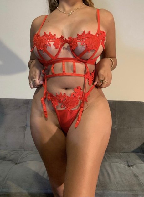 Nacktes geleaktes OnlyFans-Foto von Elison Avocado