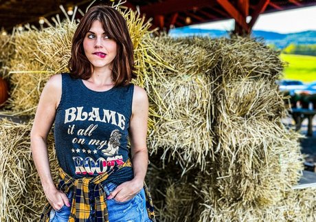Country Christina