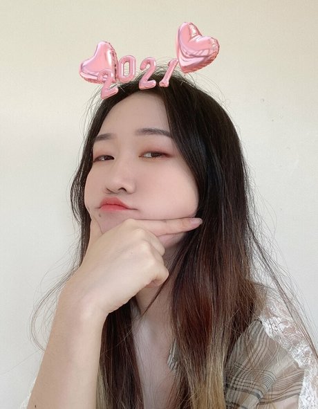 Nacktes geleaktes OnlyFans-Foto von Yueko