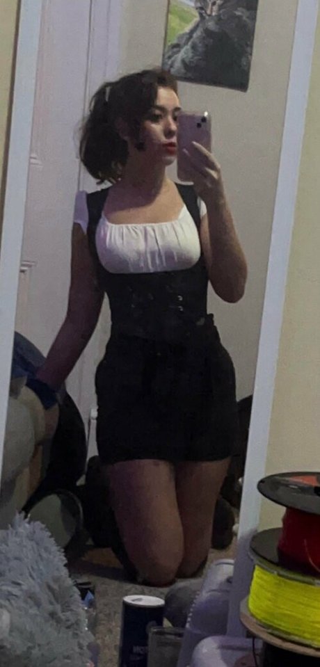 Nacktes geleaktes OnlyFans-Foto von Epanet