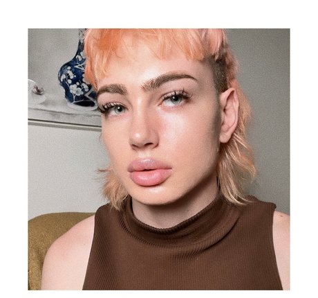 Nacktes geleaktes OnlyFans-Foto von Bella Kuja