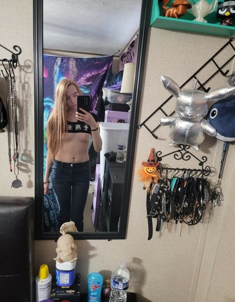 Nacktes geleaktes OnlyFans-Foto von Jadeuchiha