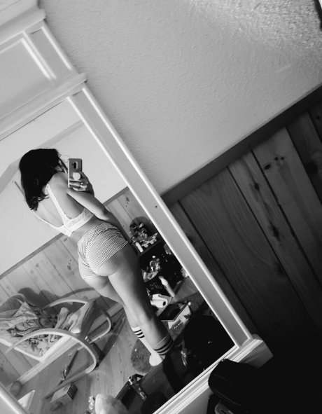 Nacktes geleaktes OnlyFans-Foto von Yannababe29