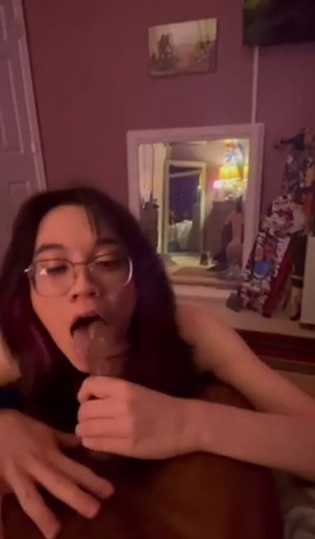 Nacktes geleaktes OnlyFans-Foto von Xcharlierae