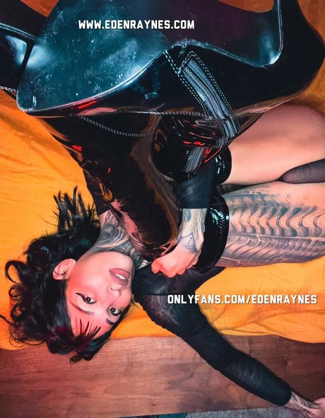 Nacktes geleaktes OnlyFans-Foto von Eden Raynes