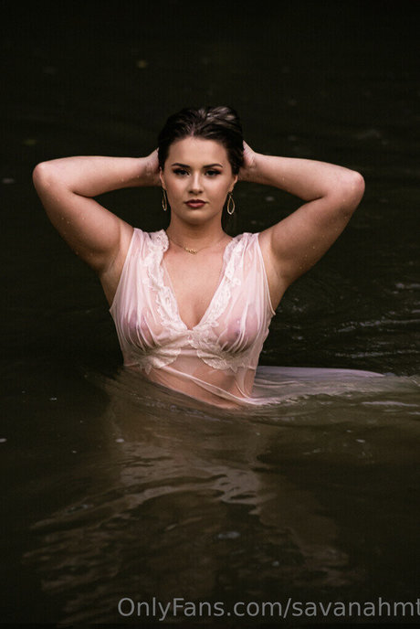 Nacktes geleaktes OnlyFans-Foto von Savanah Thompson