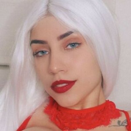 Nacktes geleaktes OnlyFans-Foto von Petitesativa