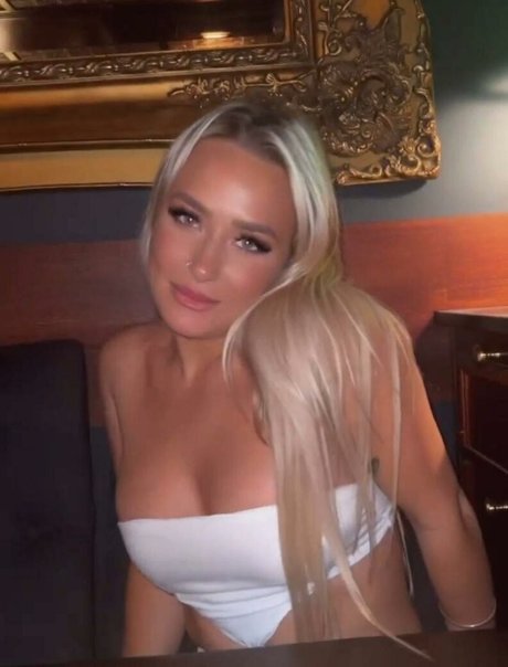 Nacktes geleaktes OnlyFans-Foto von Katelyn Russell