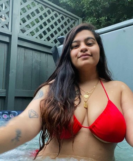 Nacktes geleaktes OnlyFans-Foto von Lila Paulsen