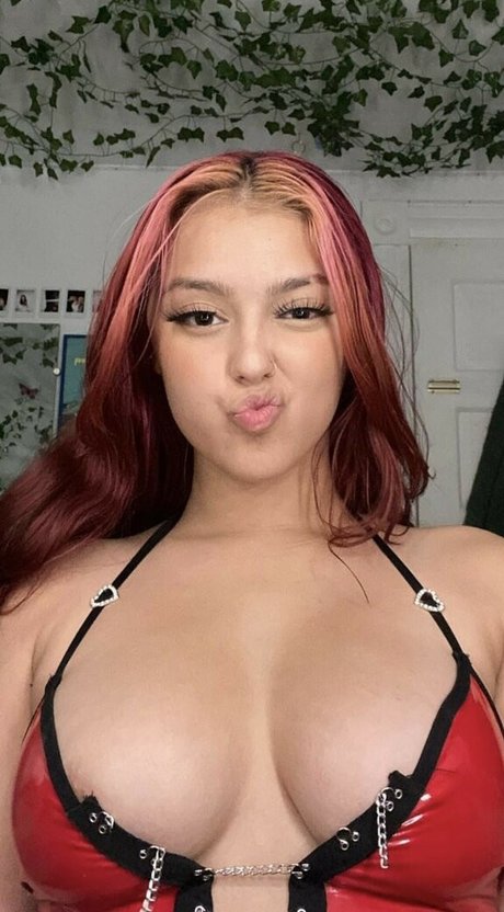 Nacktes geleaktes OnlyFans-Foto von Montiannaaaa