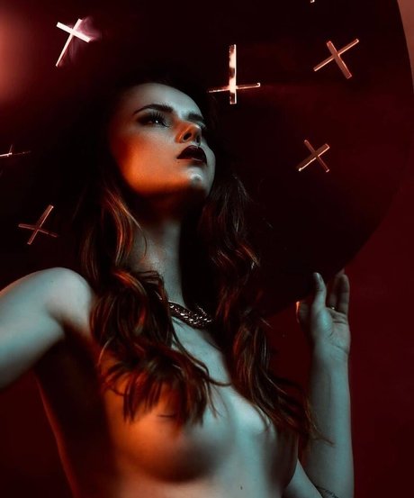 Nacktes geleaktes OnlyFans-Foto von Madeline