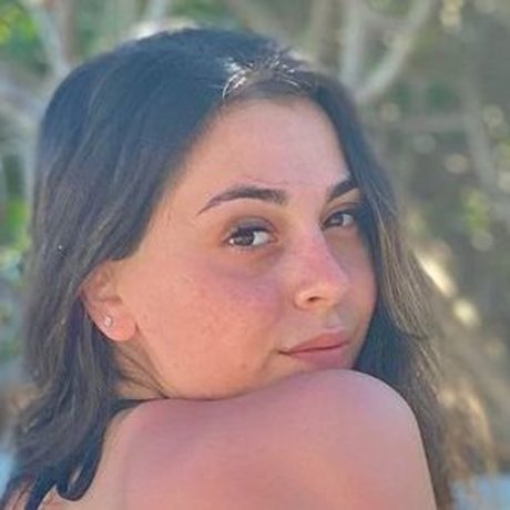 Nacktes geleaktes OnlyFans-Foto von Mirandamarie