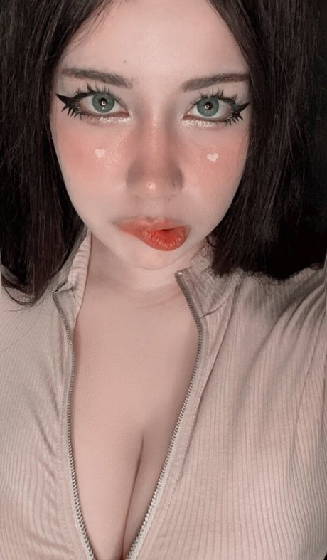 Nacktes geleaktes OnlyFans-Foto von Shinny Asmr
