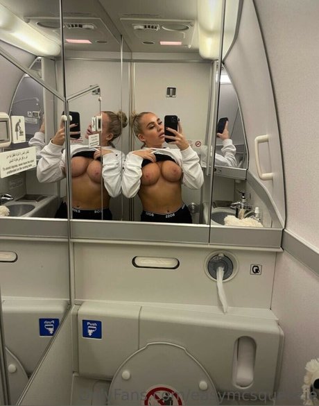 Nacktes geleaktes OnlyFans-Foto von Easymcsqueezie