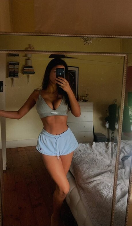 Nacktes geleaktes OnlyFans-Foto von Alexandra Malliaras