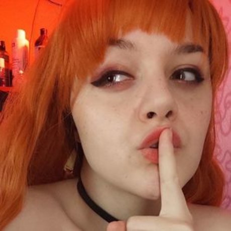 Nacktes geleaktes OnlyFans-Foto von Velvet Night