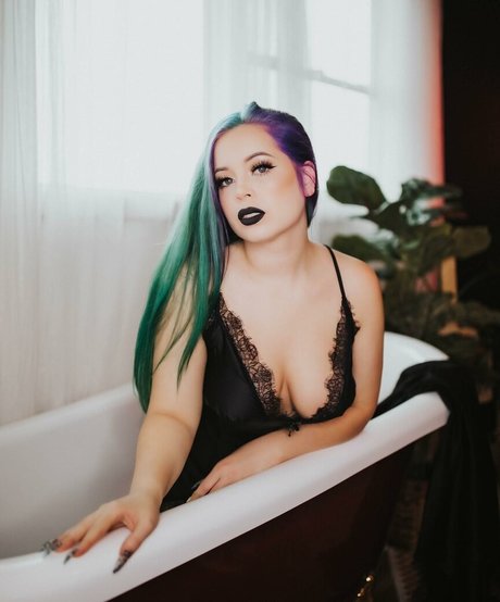Nacktes geleaktes OnlyFans-Foto von Mishayla