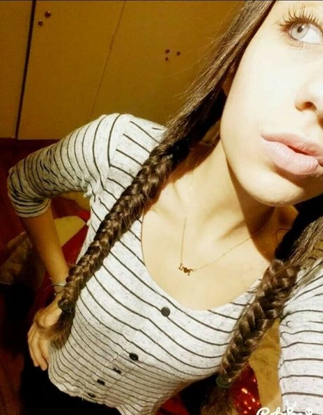 Nacktes geleaktes OnlyFans-Foto von Melina Borgol