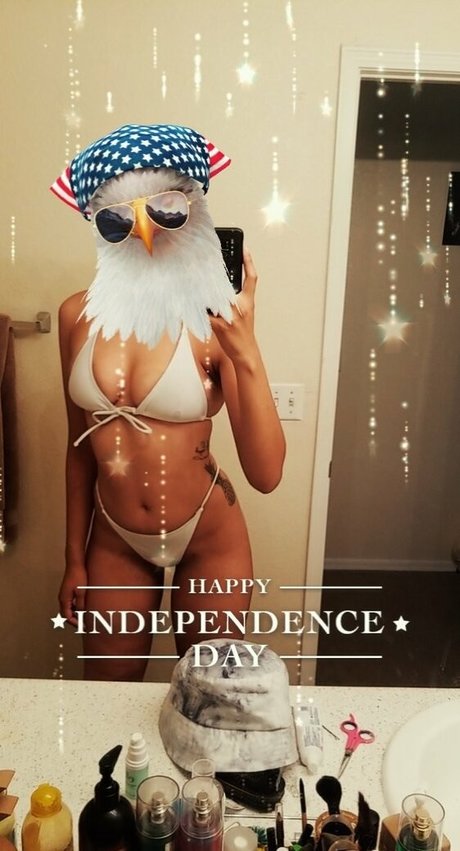 Nacktes geleaktes OnlyFans-Foto von Thatamazonianchick