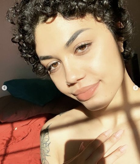 Nacktes geleaktes OnlyFans-Foto von Seekingsage
