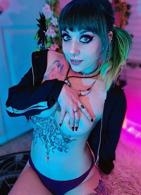 Nacktes geleaktes OnlyFans-Foto von Neko Noire
