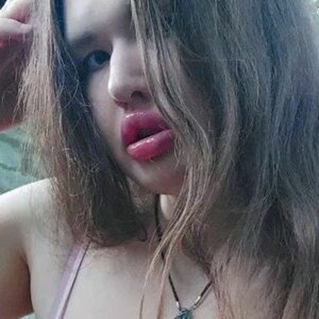 Nacktes geleaktes OnlyFans-Foto von Olya Asmr Mimika
