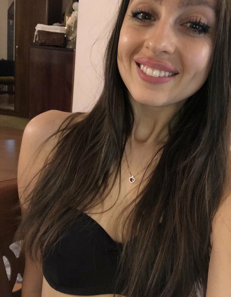 Nacktes geleaktes OnlyFans-Foto von Elizabeth Sentbyeros