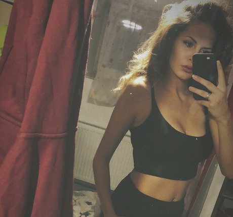 Nacktes geleaktes OnlyFans-Foto von Jana Milena