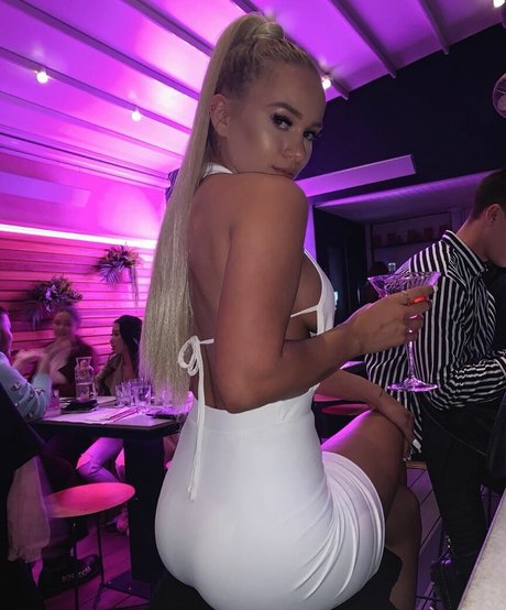 Nacktes geleaktes OnlyFans-Foto von Lauren Wheatley