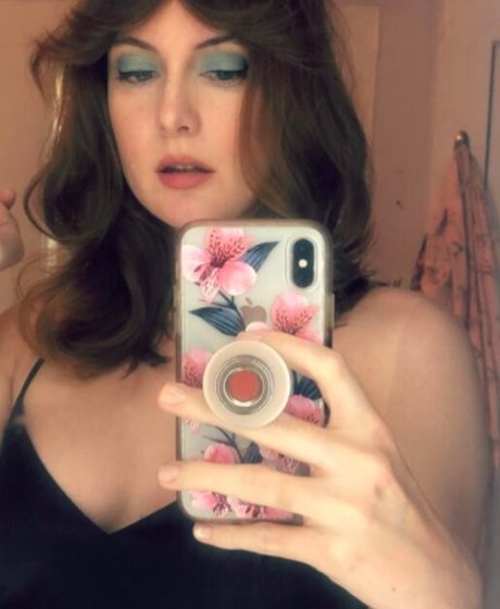 Nacktes geleaktes OnlyFans-Foto von Erine Redhead